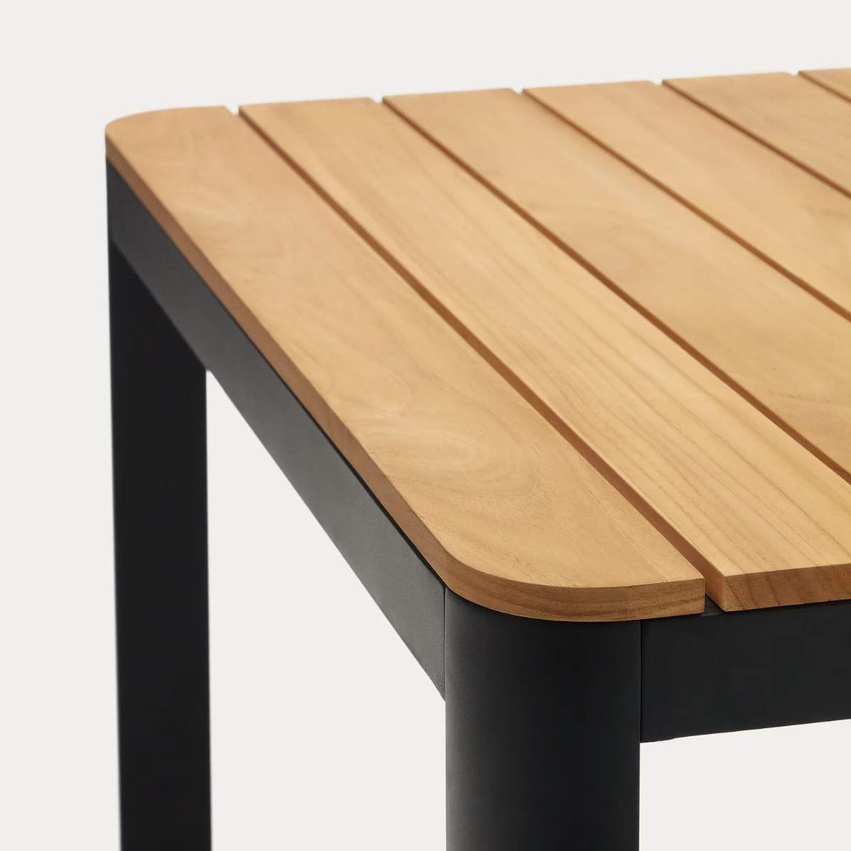 Kave Home Bona aluminium and solid teak table, 100% outdoor suitable with black finish, 160 x 90 cm