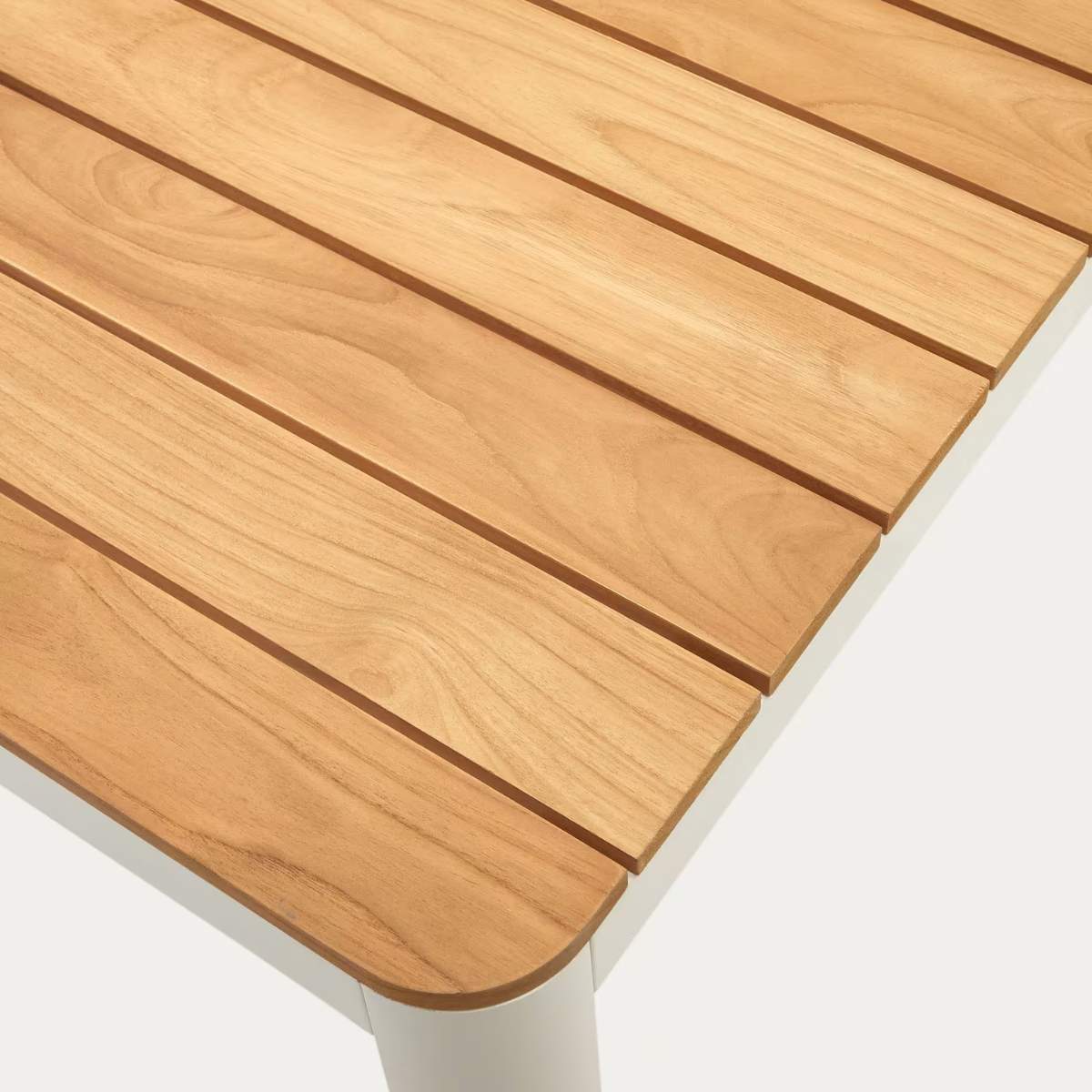 Kave Home Bona aluminium and solid teak table, 100% outdoor suitable with white finish, 160 x 90 cm