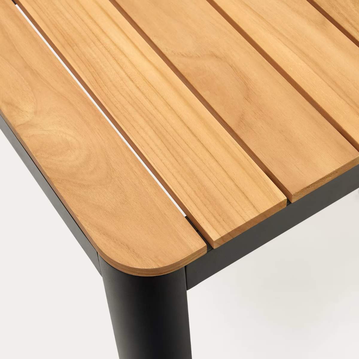Kave Home Bona aluminium and solid teak table, 100% outdoor suitable with black finish, 160 x 90 cm