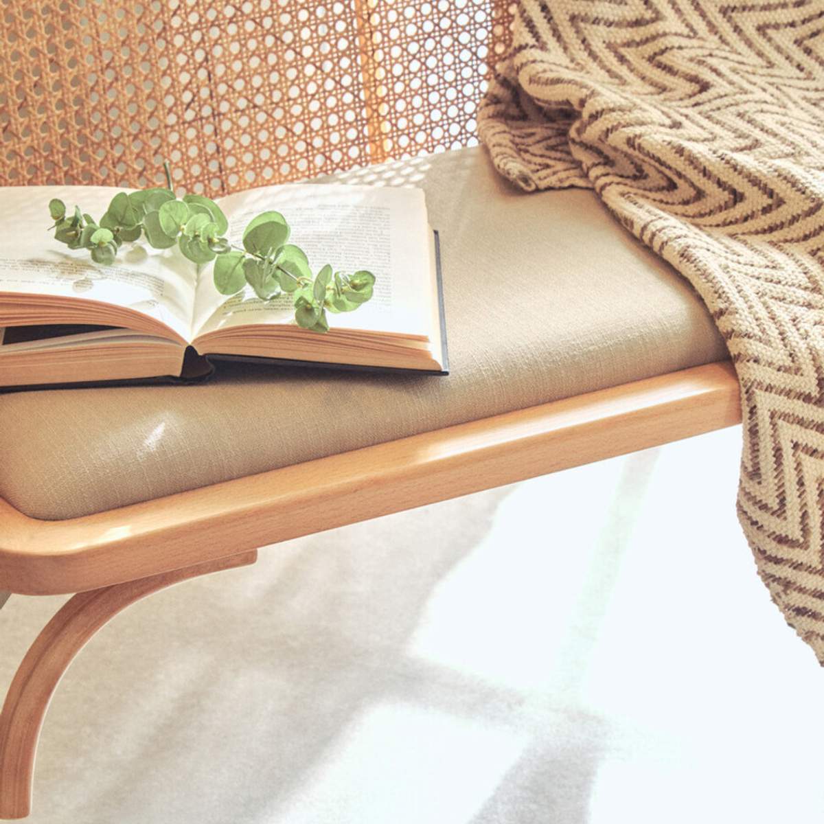 Beaumonde Home Bosie Chevron Woven Throw