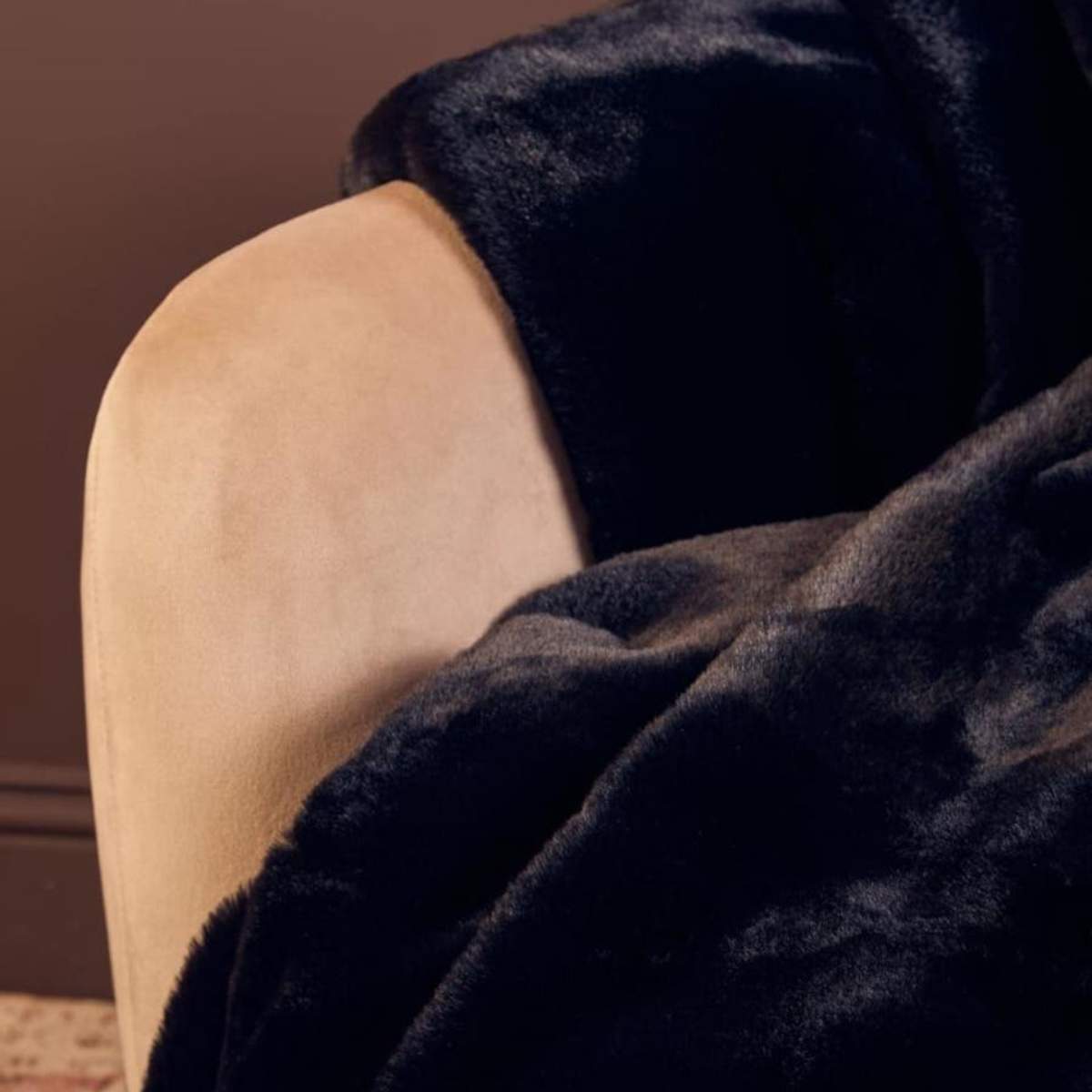 Beaumonde Home Bosie Lamina Black Fur Throw
