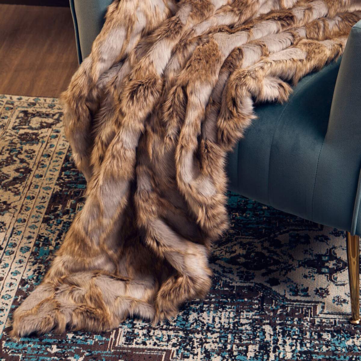 Beaumonde Home Bosie Lamina Grey And Natural Fur Throw