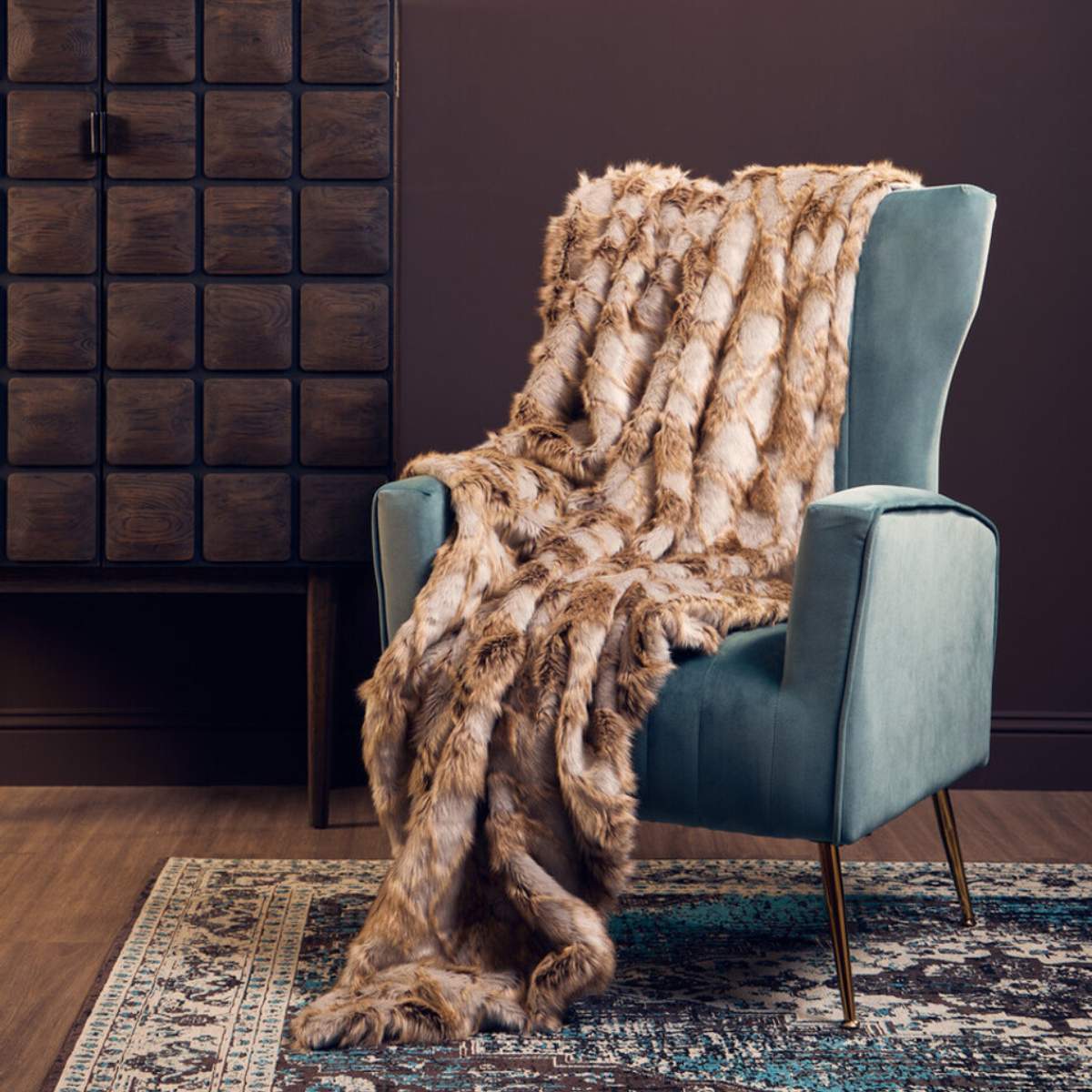 Beaumonde Home Bosie Lamina Grey And Natural Fur Throw
