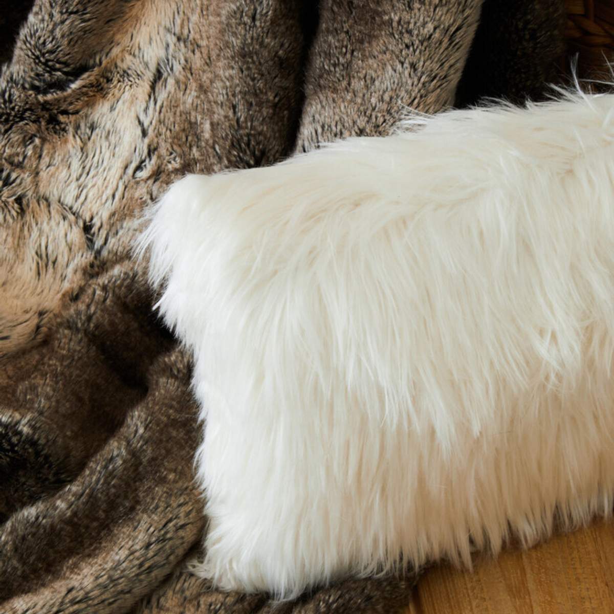 Beaumonde Home Bosie Lamina Mocha Ombre Fur Throw