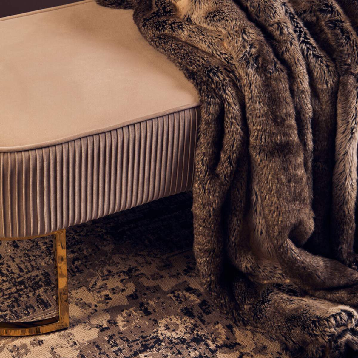 Beaumonde Home Bosie Lamina Mocha Ombre Fur Throw