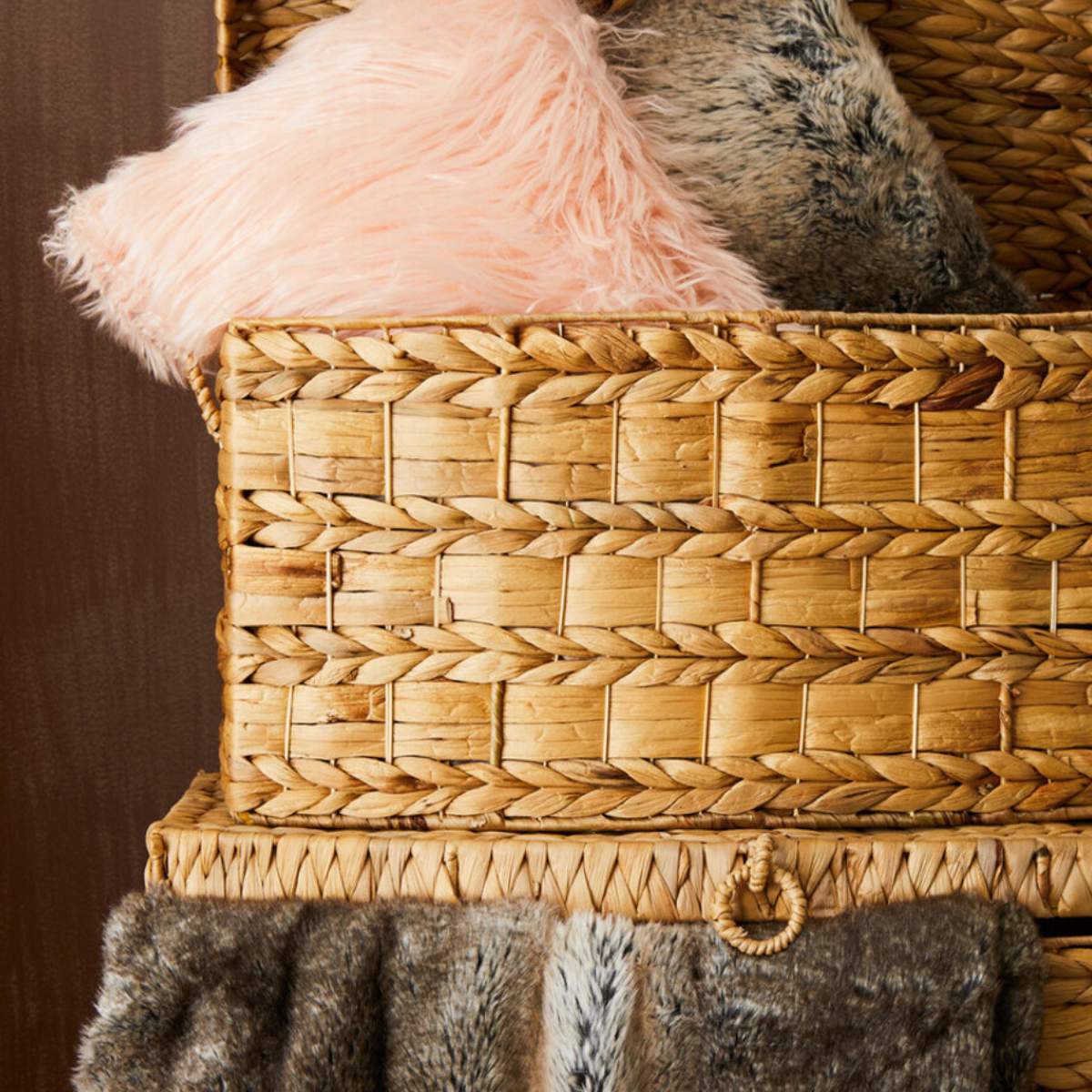 Beaumonde Home Bosie Lamina Mocha Ombre Fur Throw
