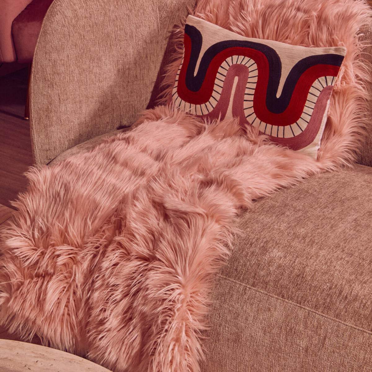 Beaumonde Home Bosie Lamina Pink Throw