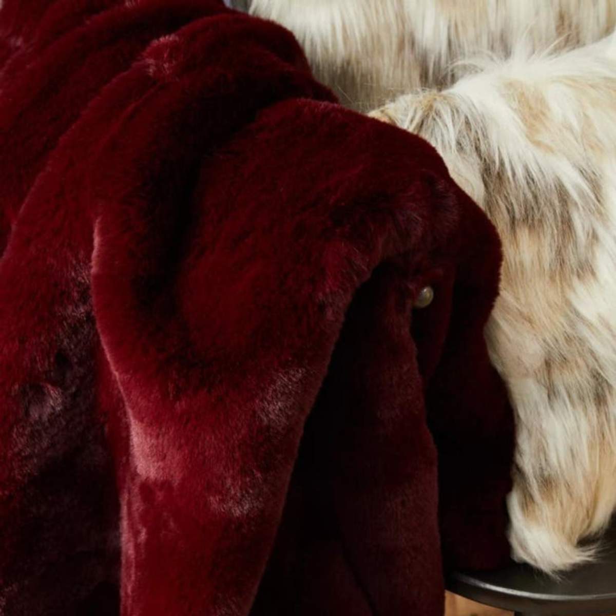 Beaumonde Home Bosie Lamina Red Wine Throw