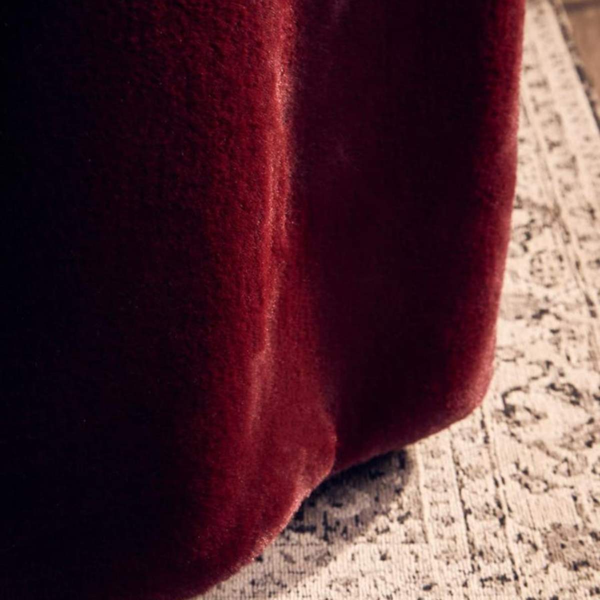 Beaumonde Home Bosie Lamina Red Wine Throw