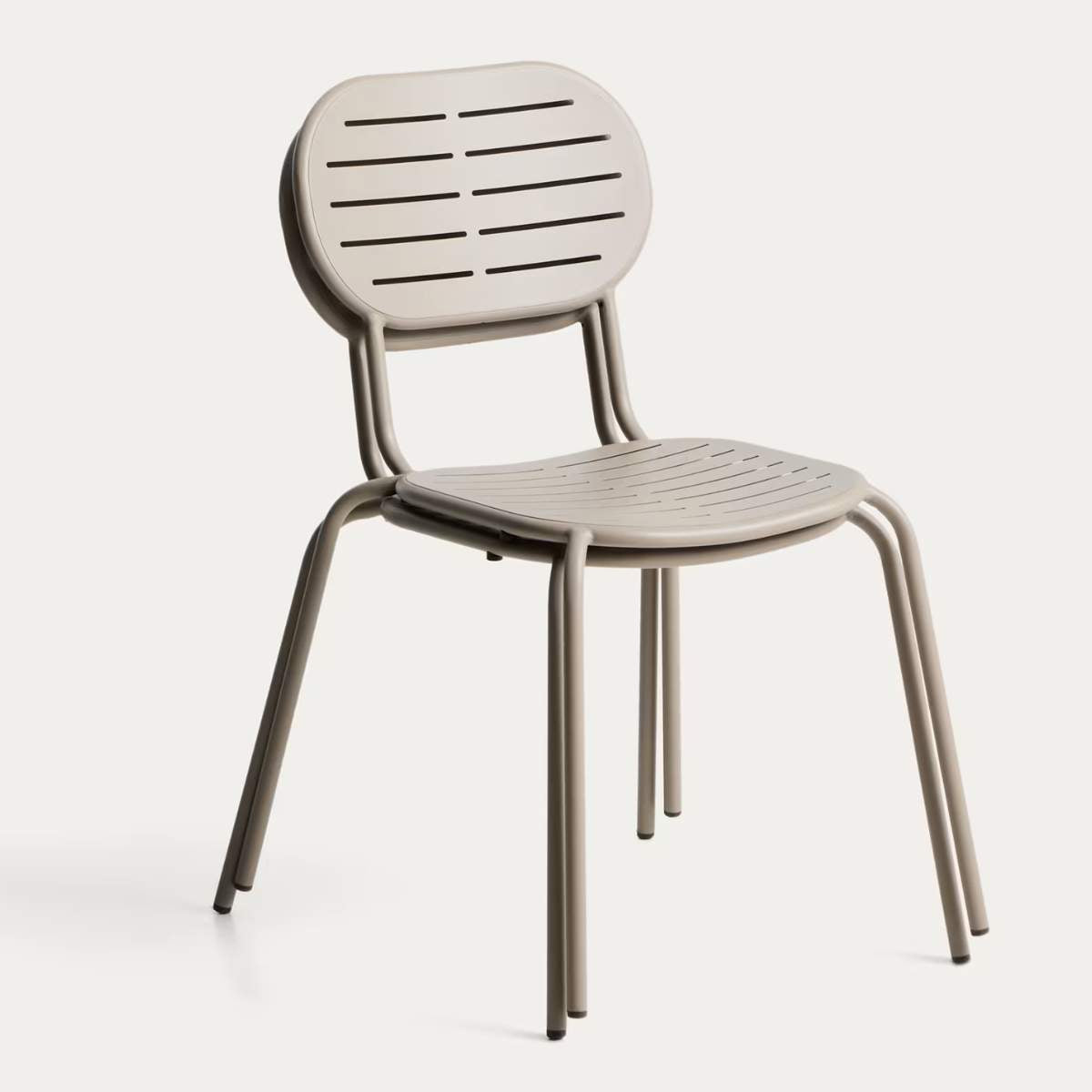 Kave Home Brai stackable outdoor chair in burgundy galvanised steel