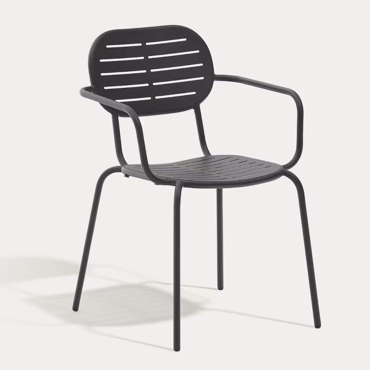 Kave Home Brai stackable outdoor chair with armrests in taupe galvanised steel