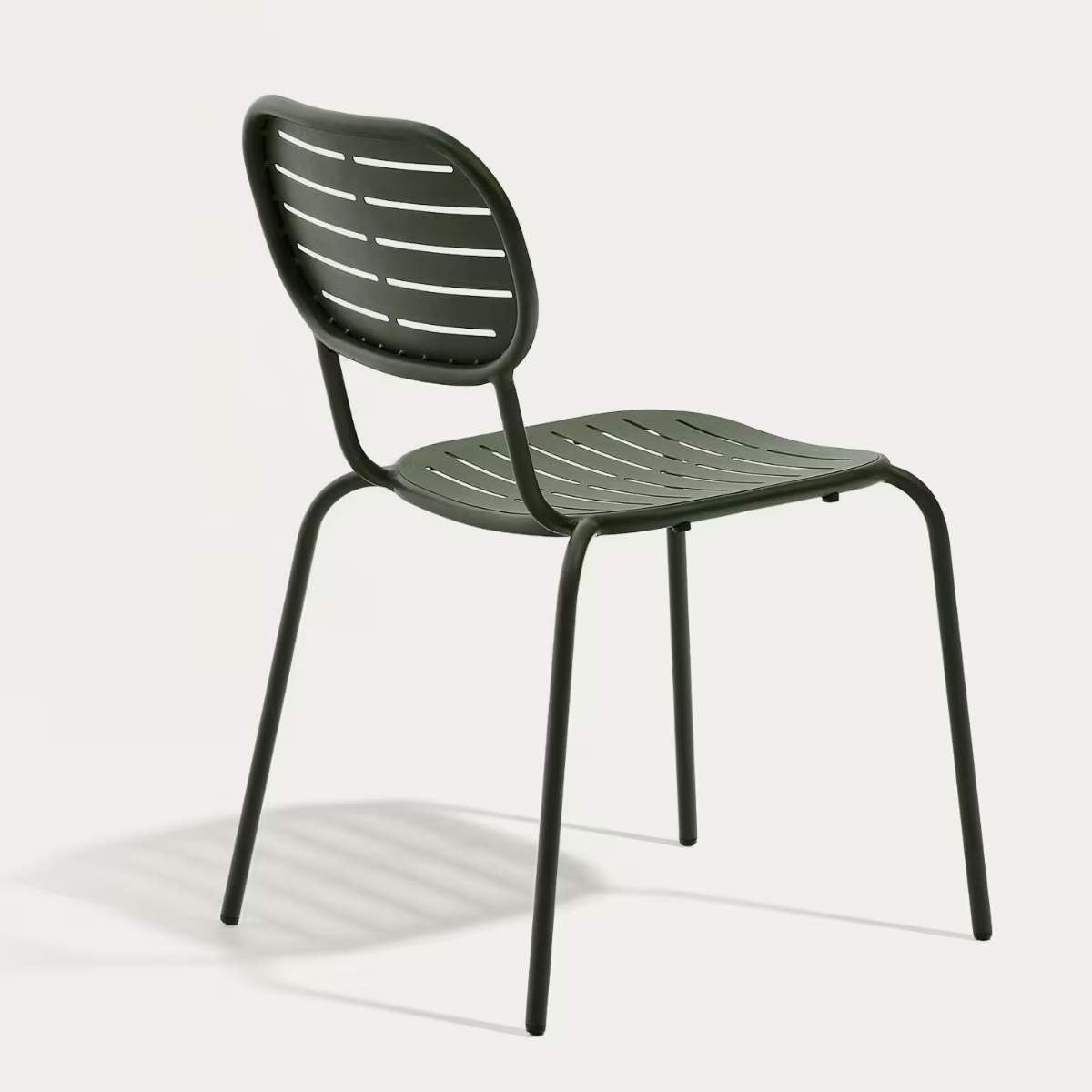 Kave Home Brai stackable outdoor chair in burgundy galvanised steel
