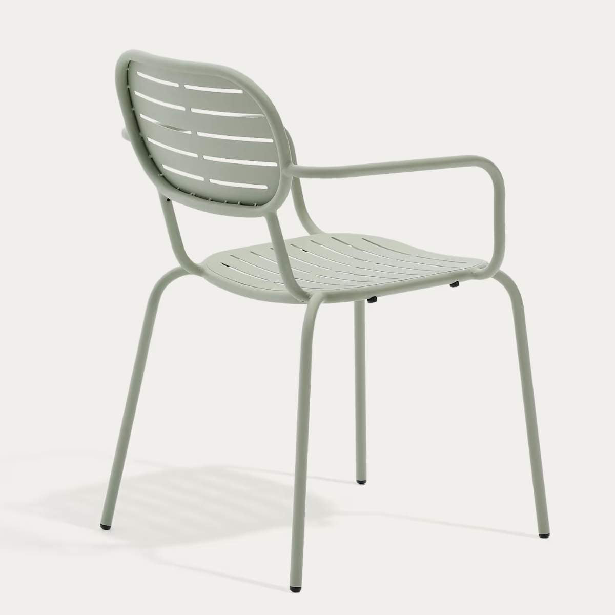 Kave Home Brai stackable outdoor chair with armrests in taupe galvanised steel