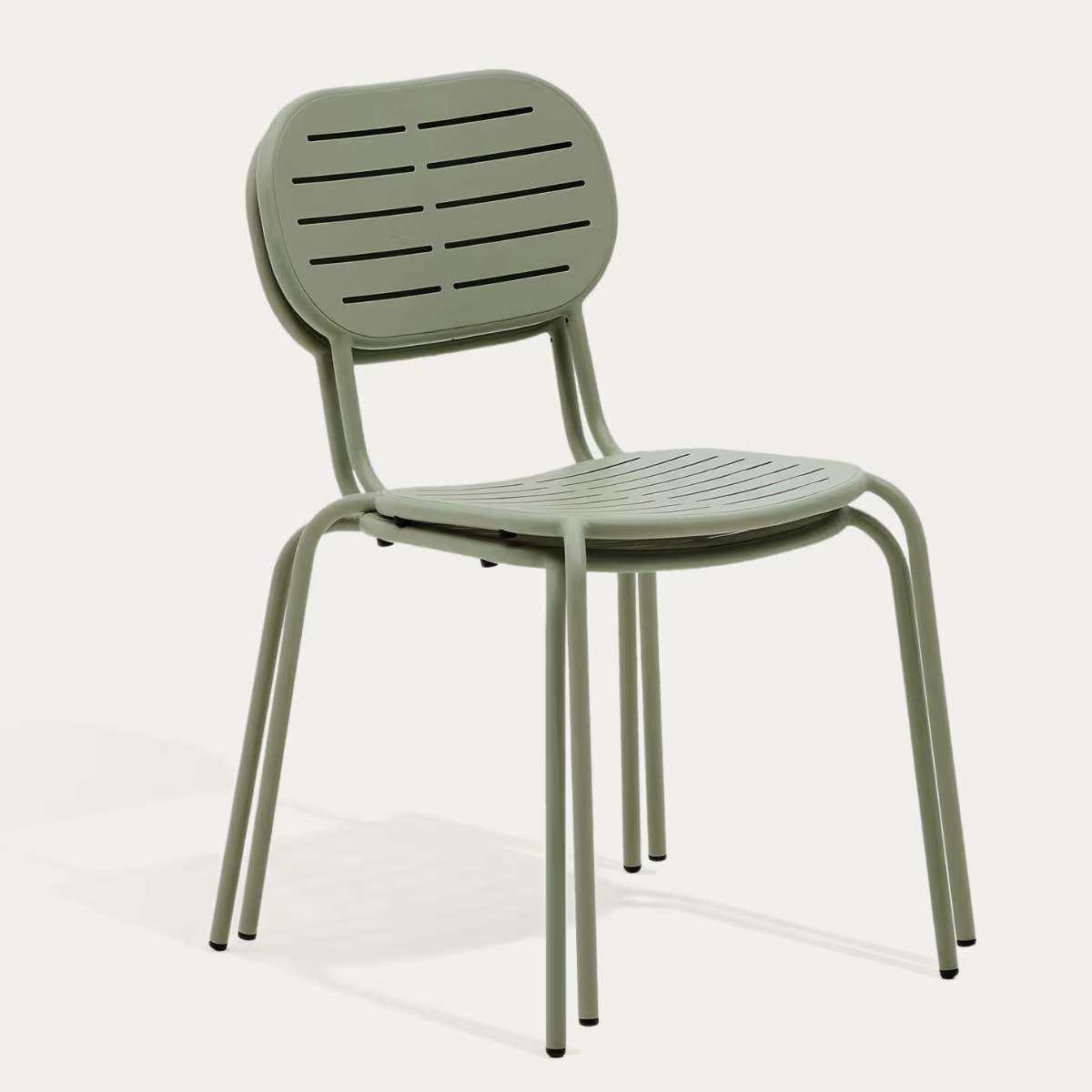 Kave Home Brai stackable outdoor chair in burgundy galvanised steel