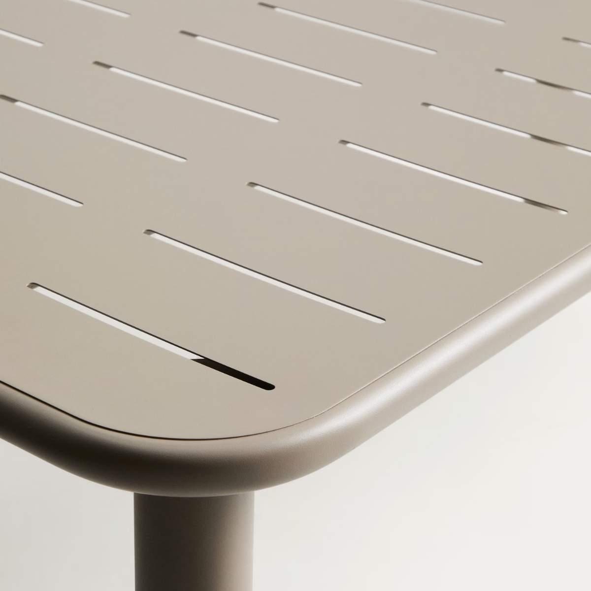 Kave Home Brai outdoor table in taupe galvanised steel 180 x 90cm