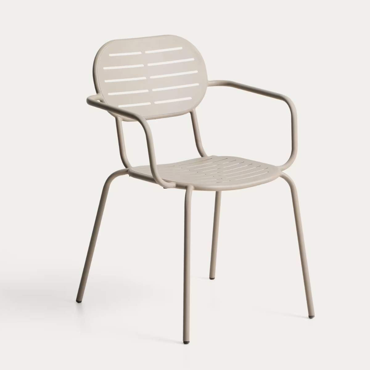Kave Home Brai stackable outdoor chair with armrests in taupe galvanised steel