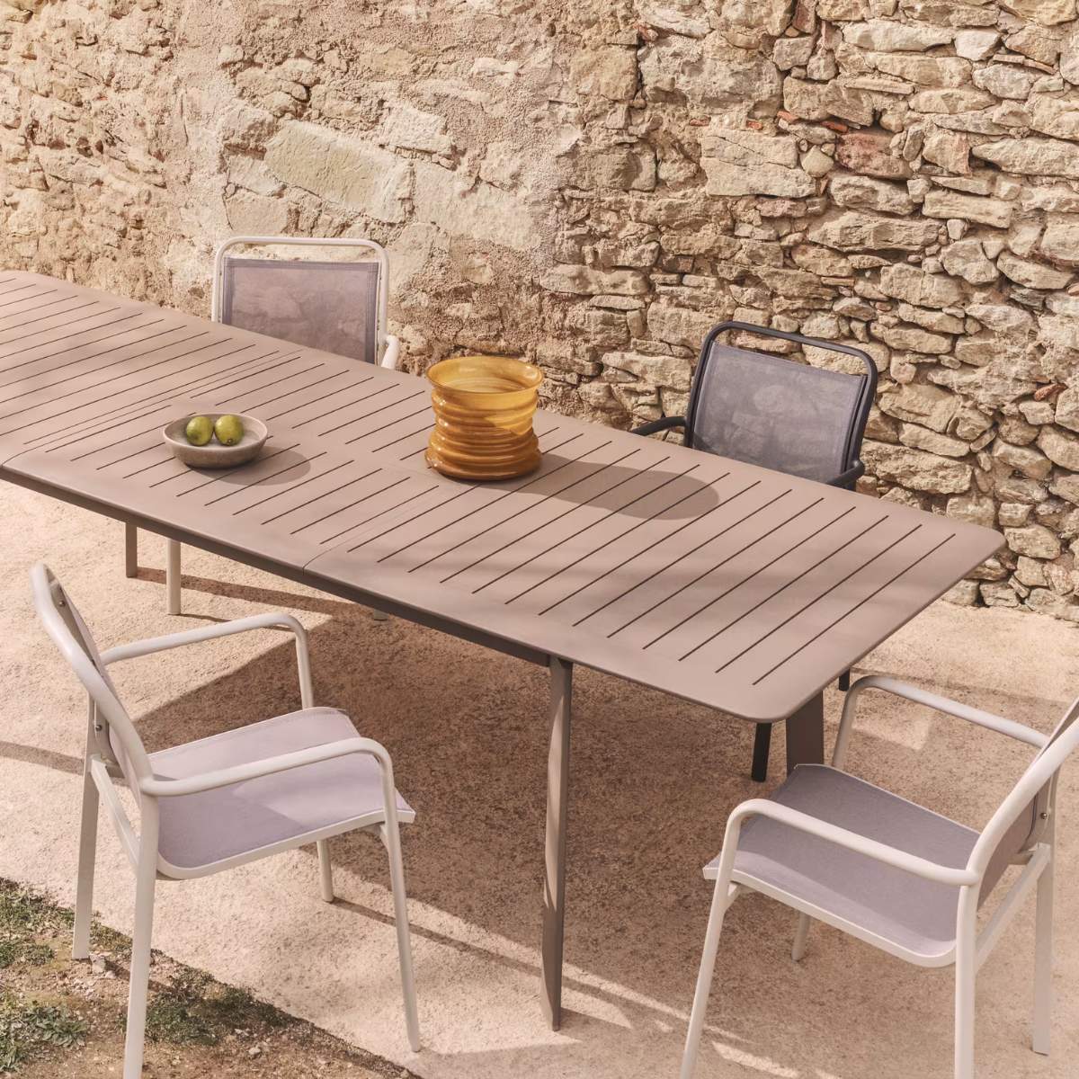 Kave Home Brela green extendable aluminium table 205(287) x 100cm