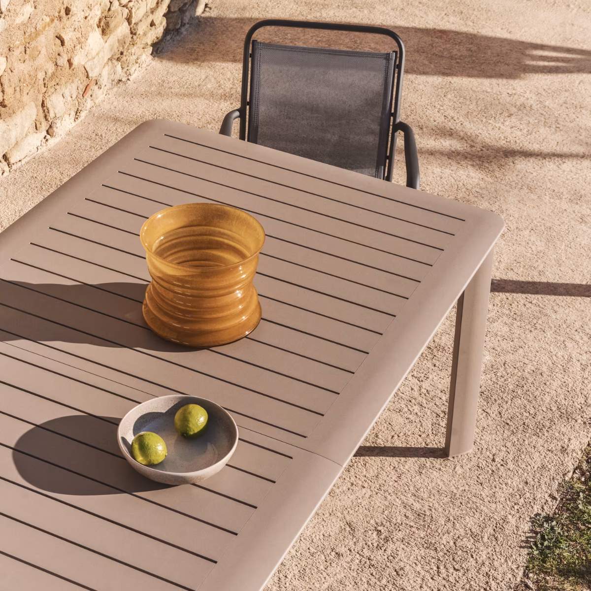 Kave Home Brela green extendable aluminium table 205(287) x 100cm