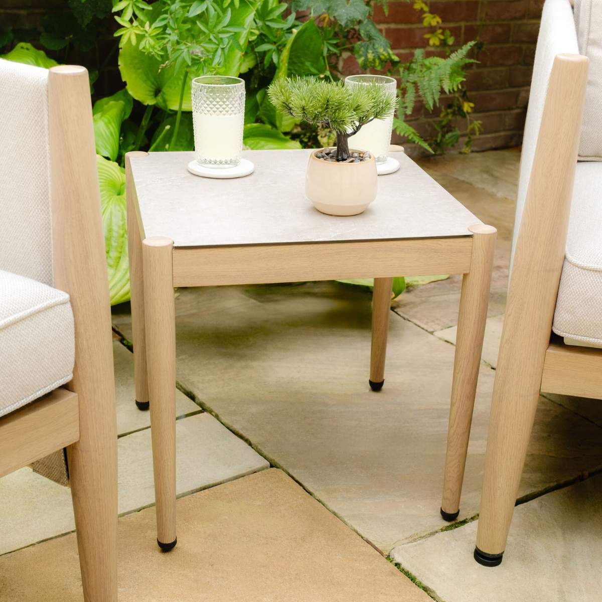 Maze Burford Aluminium Lounge Set
