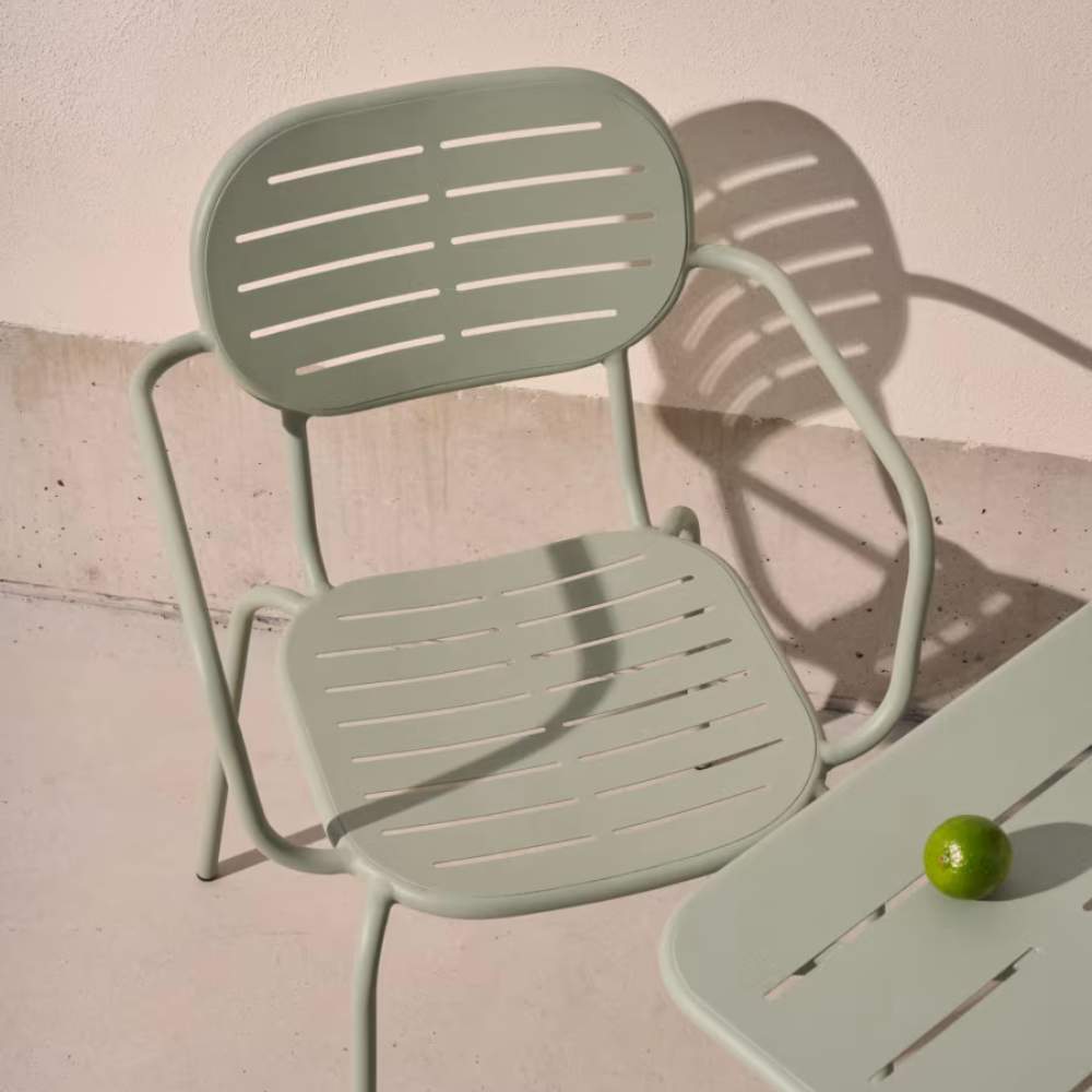 Kave Home Brai Stackable Outdoor Chair with Armrests – Turquoise Galvanised Steel