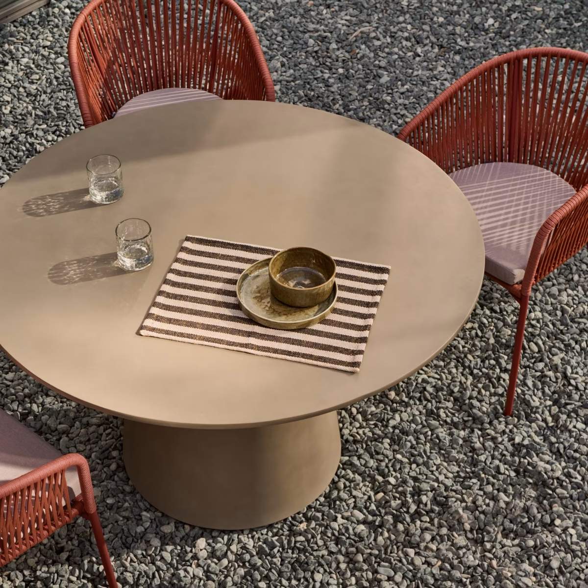 Kave Home Itai Outdoor Round Cement Table-Beaumonde