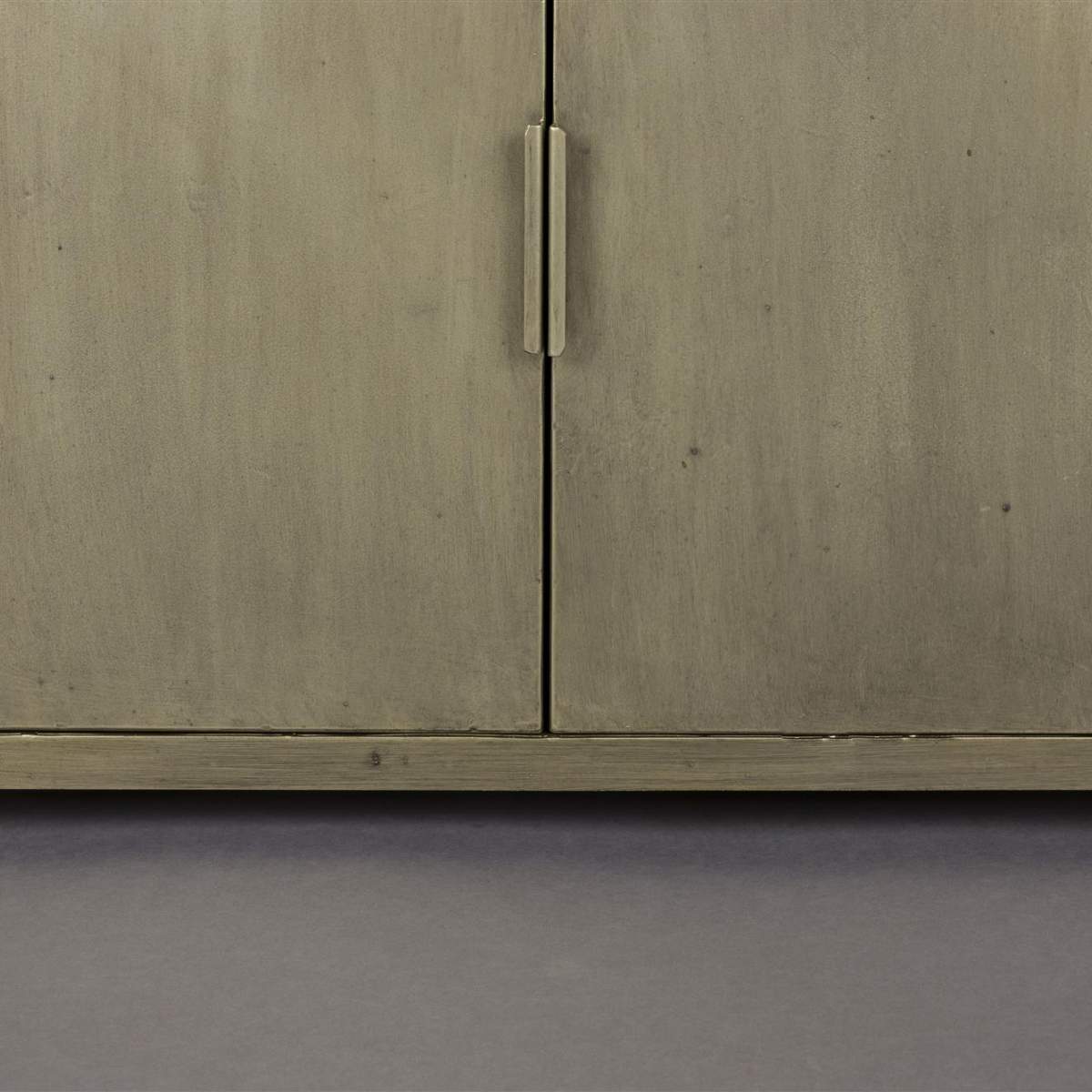 Dutch Bone Cabinet Monviso