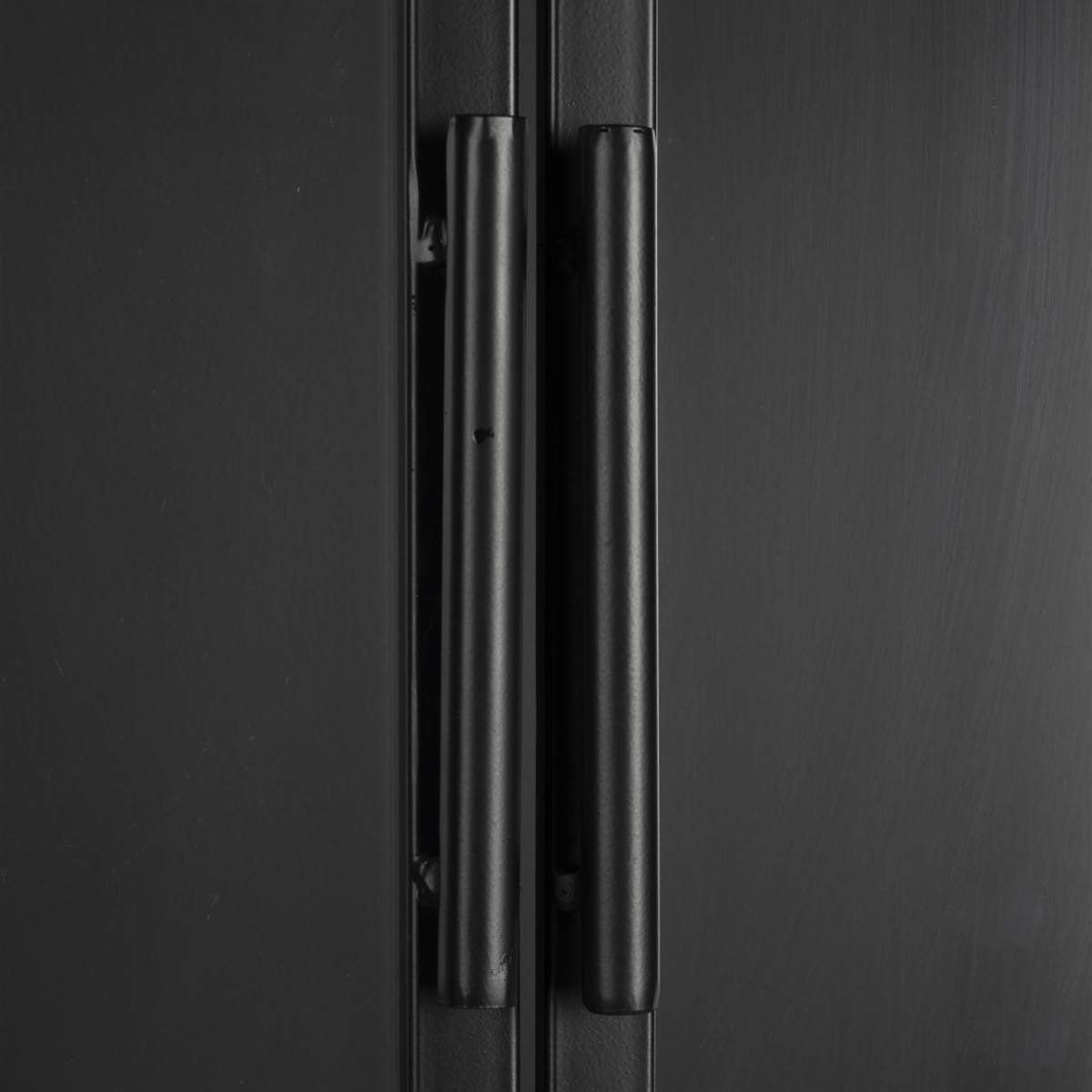 Beau&Co Cabinet Rob Large