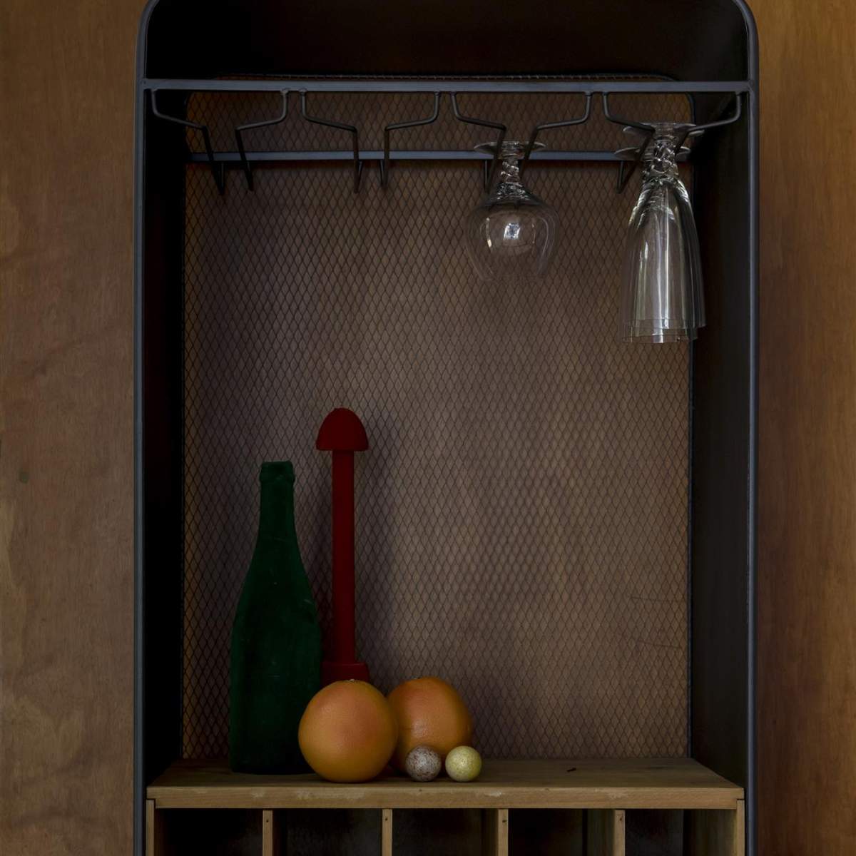 Dutch Bone Cabinet Vino