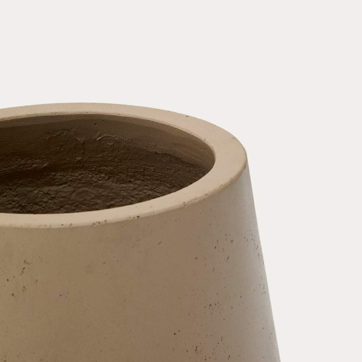 Kave Home Calun beige cement planter Ø 50cm