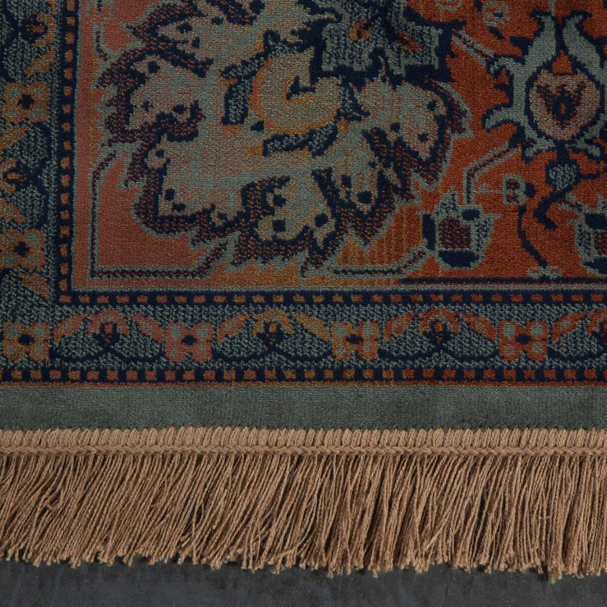 Dutch Bone Carpet Bid