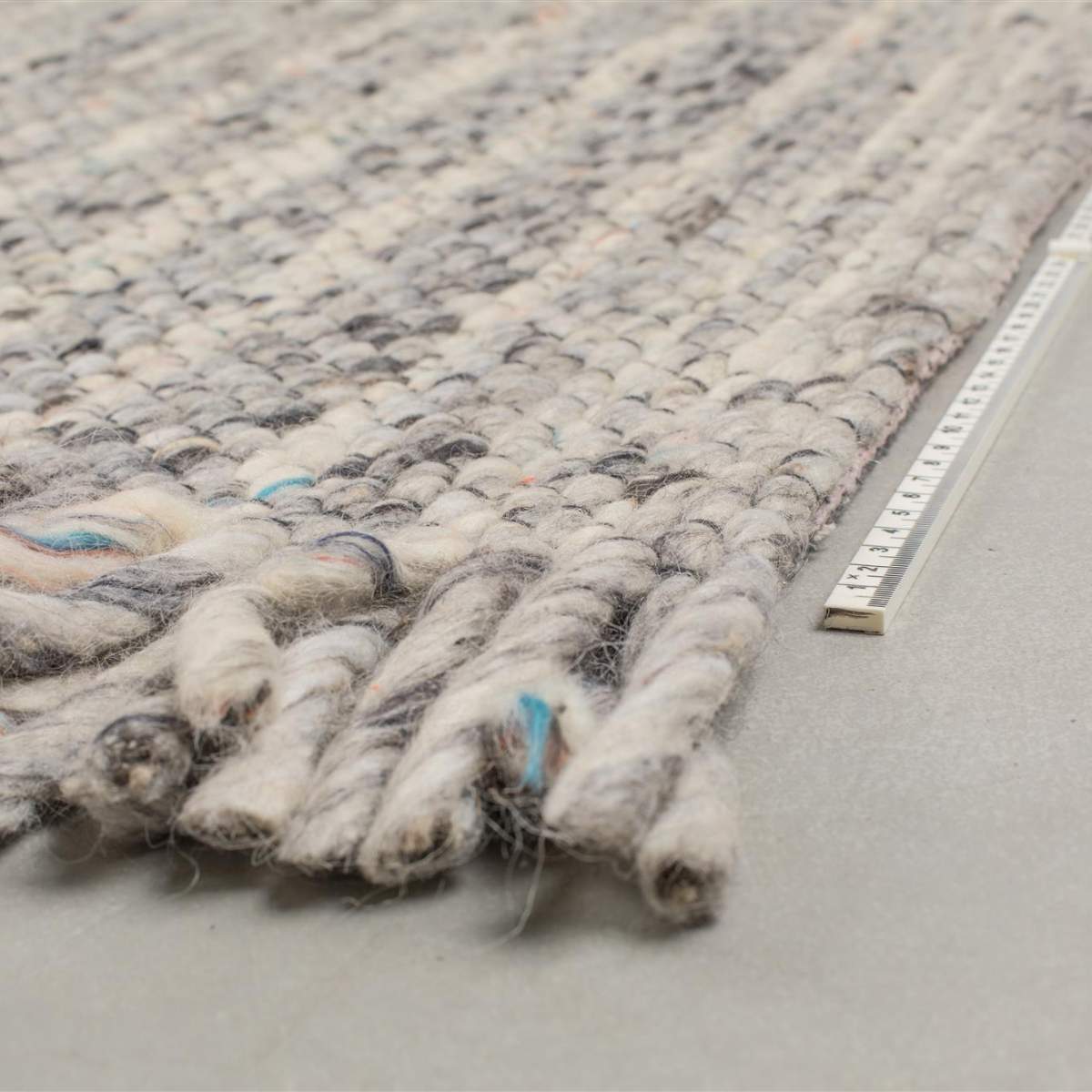 Zuiver Carpet Frills 170x240