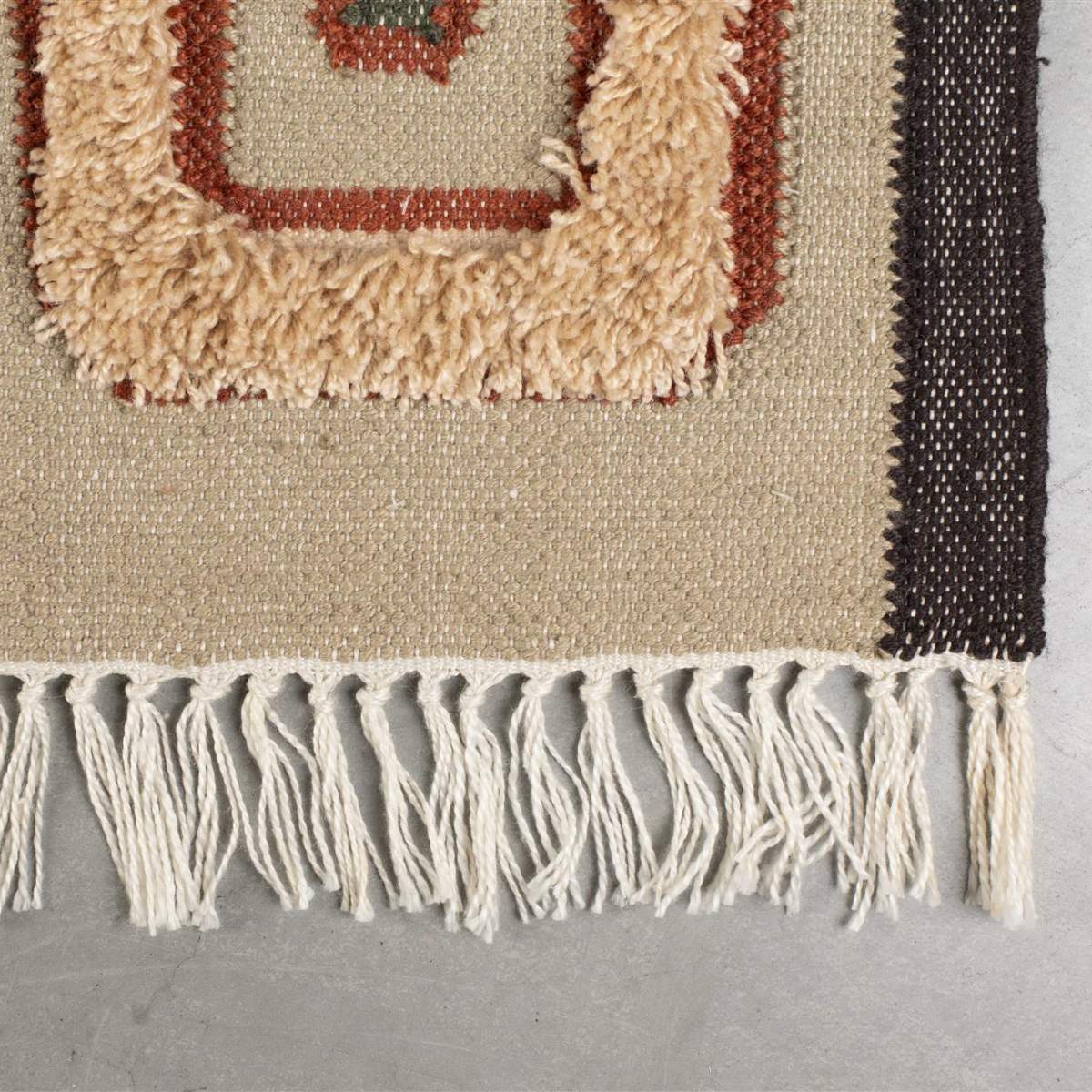 Dutch Bone Carpet Haydon