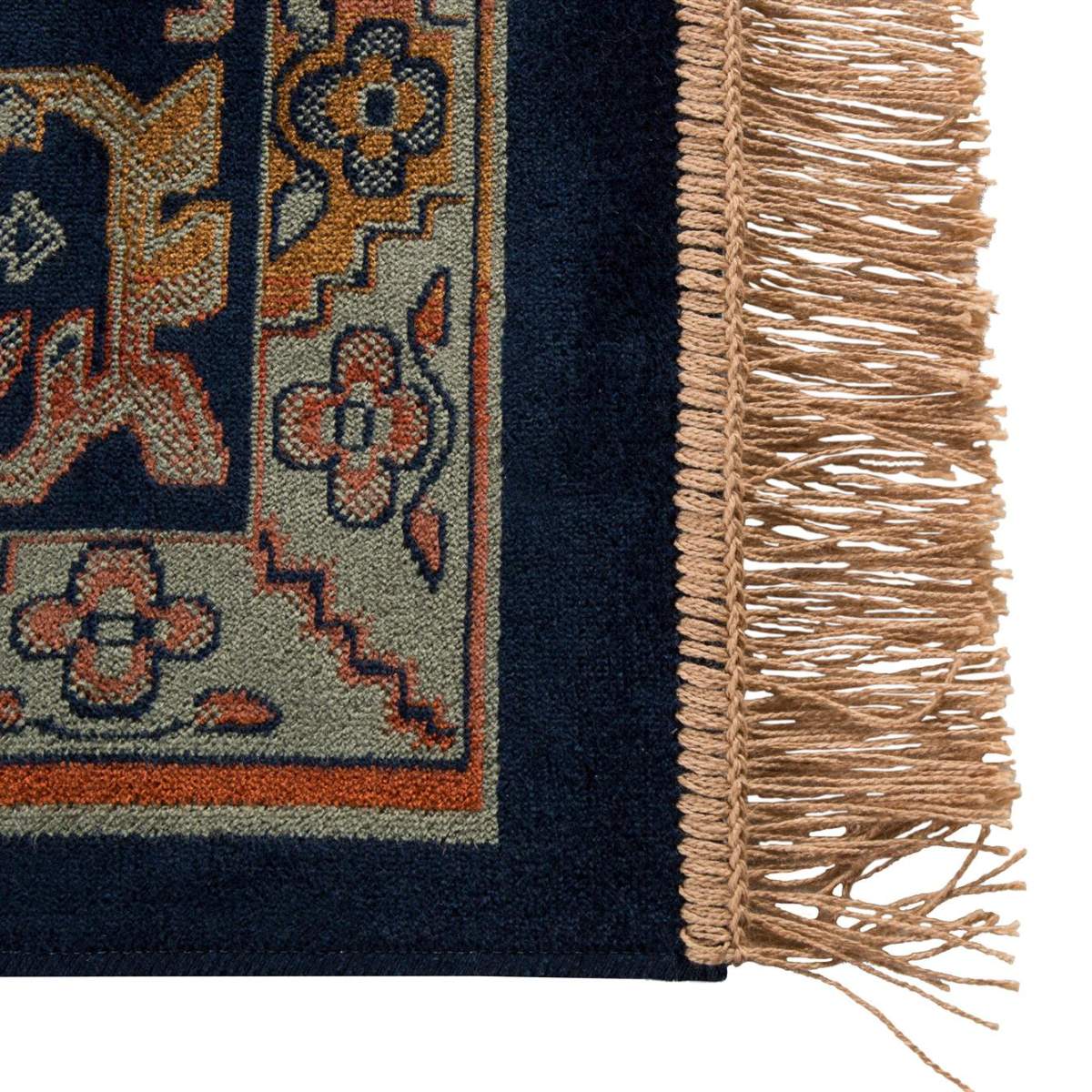White Label Living Carpet Raz