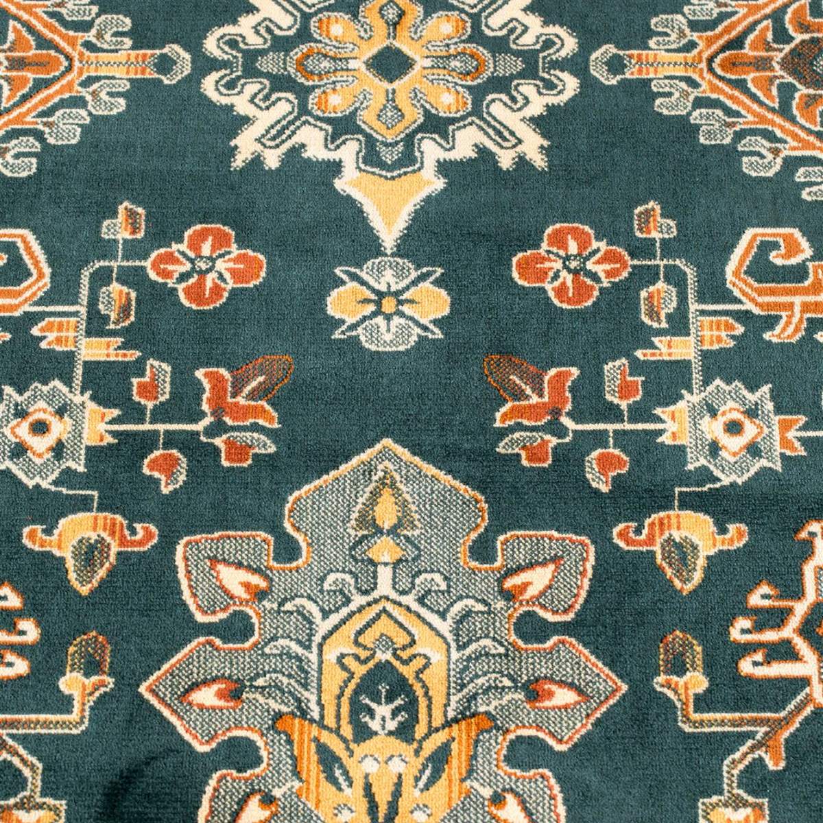 White Label Living Carpet Raz