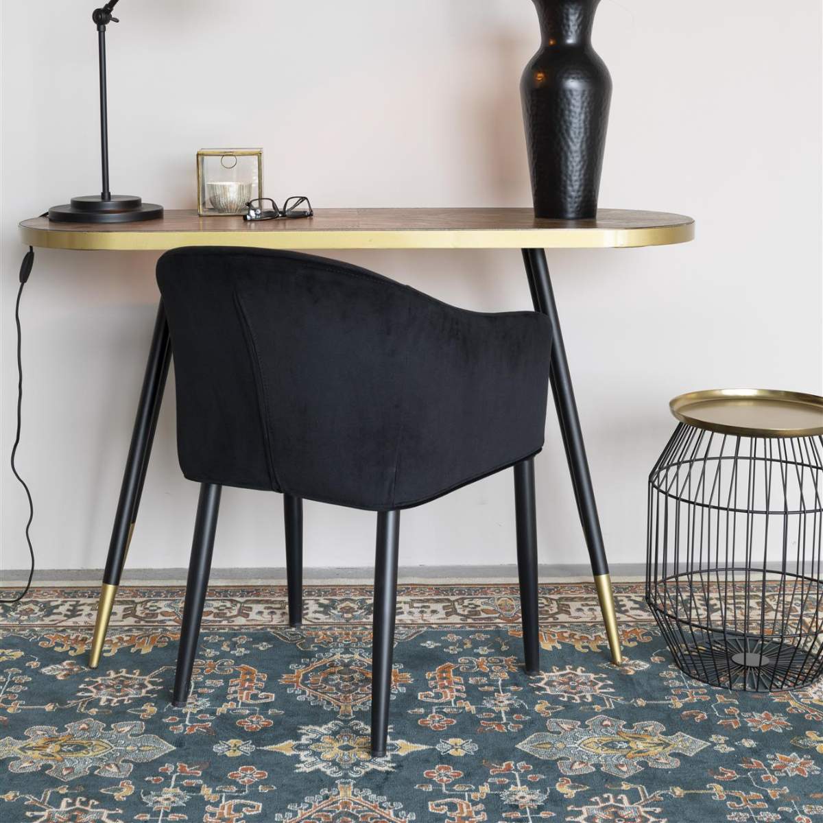 White Label Living Carpet Raz