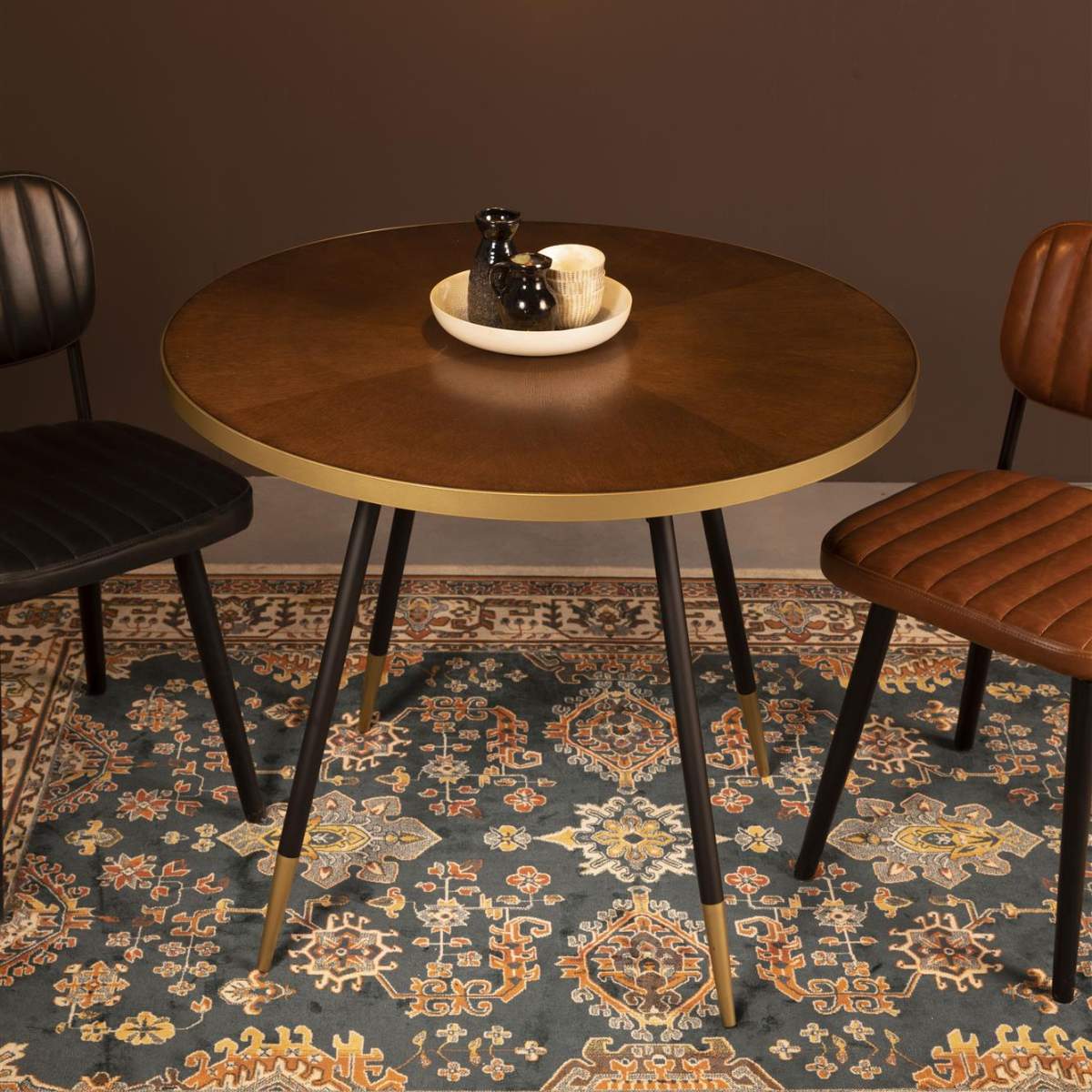 White Label Living Carpet Raz