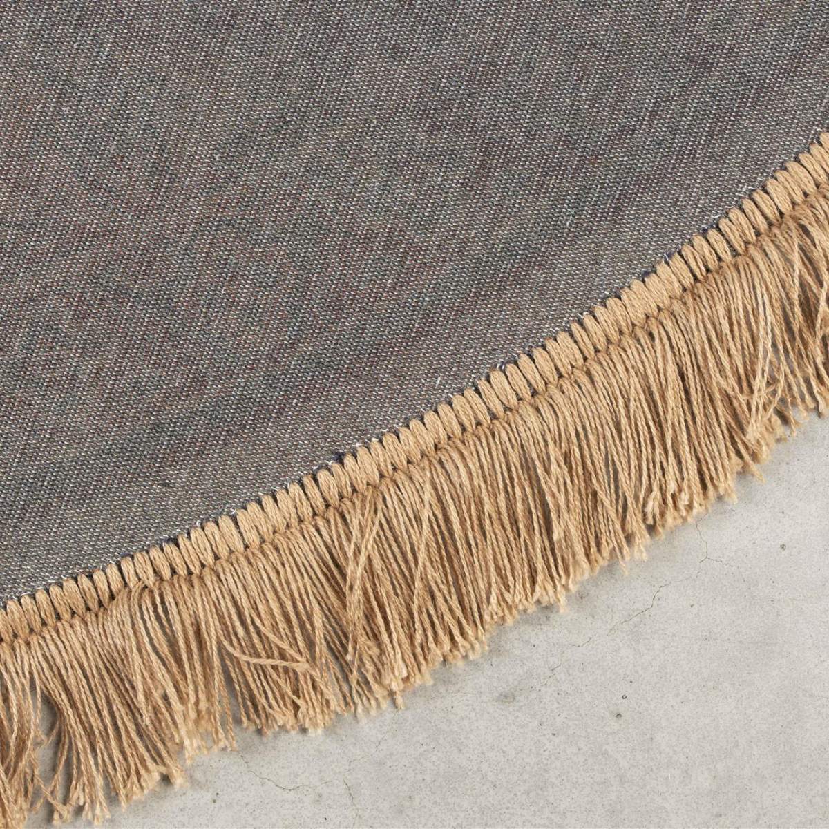 White Label Living Carpet Raz