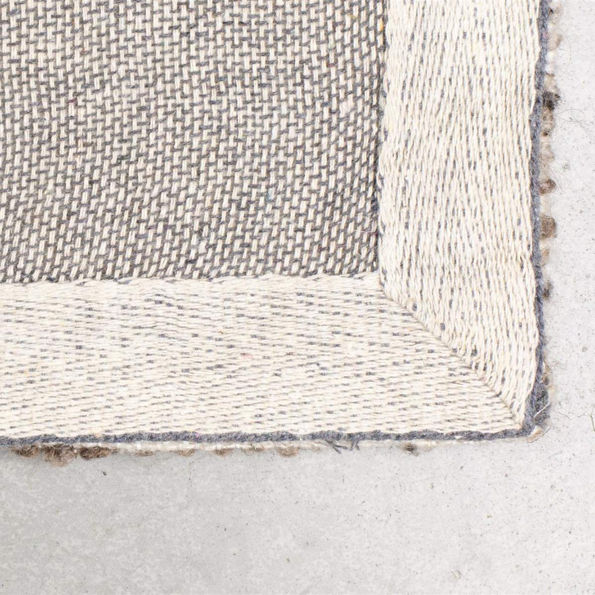 Dutch Bone Carpet Rhea 160x230