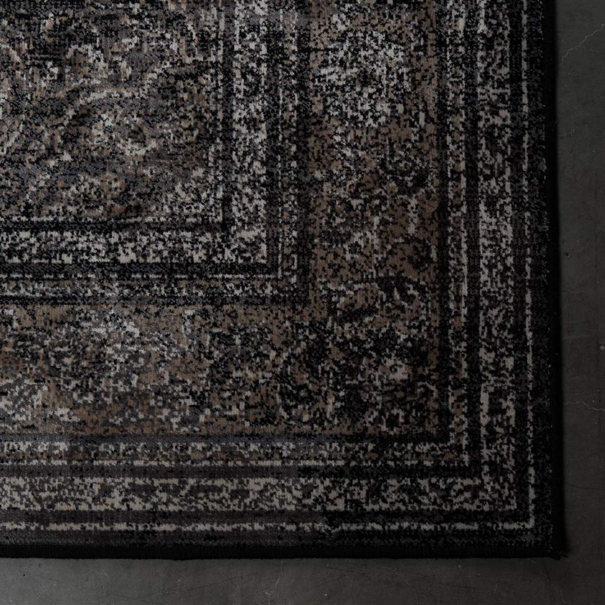 Dutch Bone Carpet Rugged