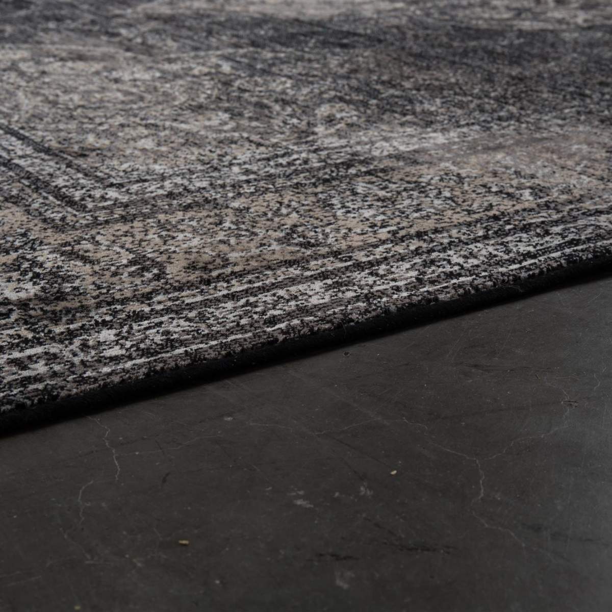 Dutch Bone Carpet Rugged