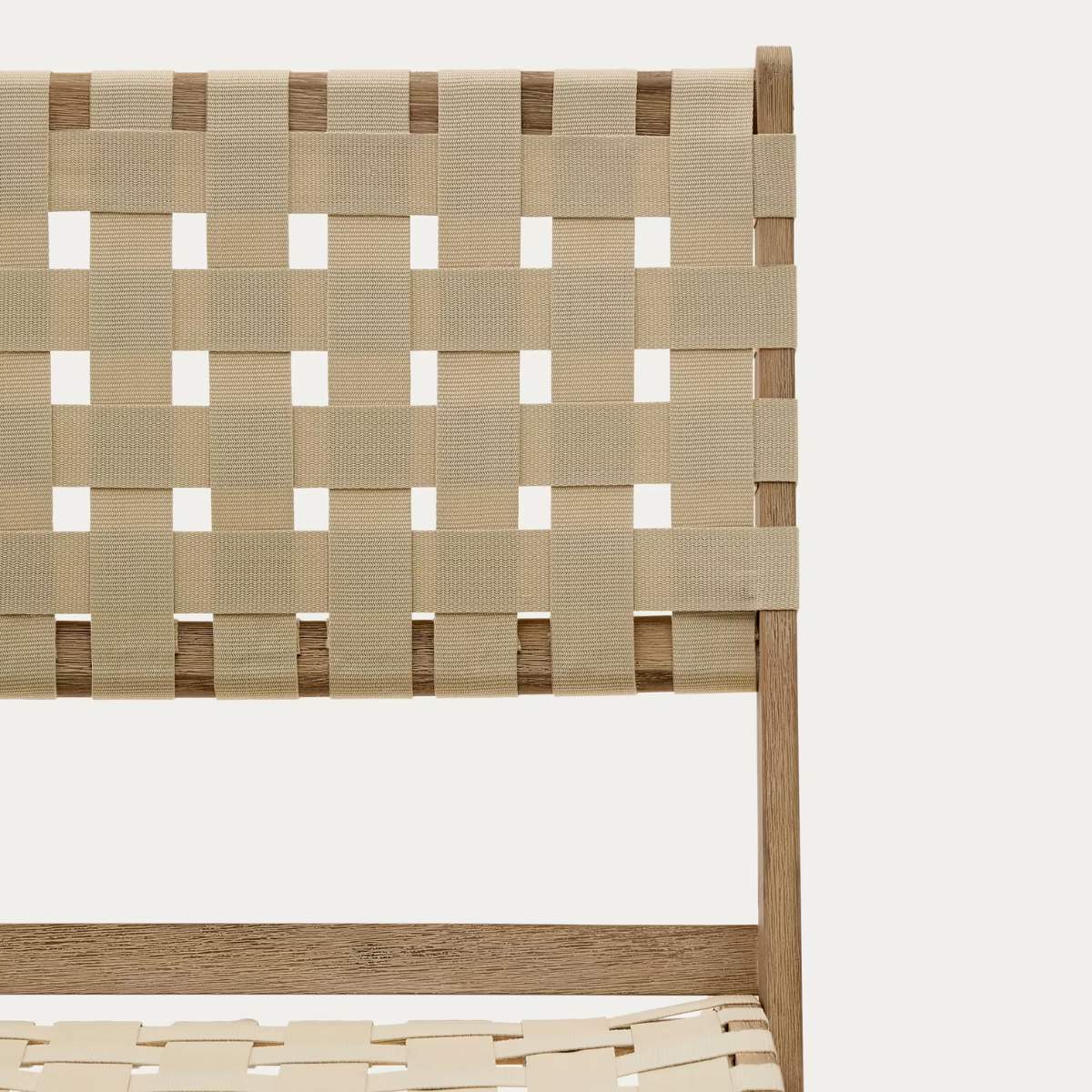 Kave Home FSC 100% green cord and solid acacia wood Chabeli folding chair