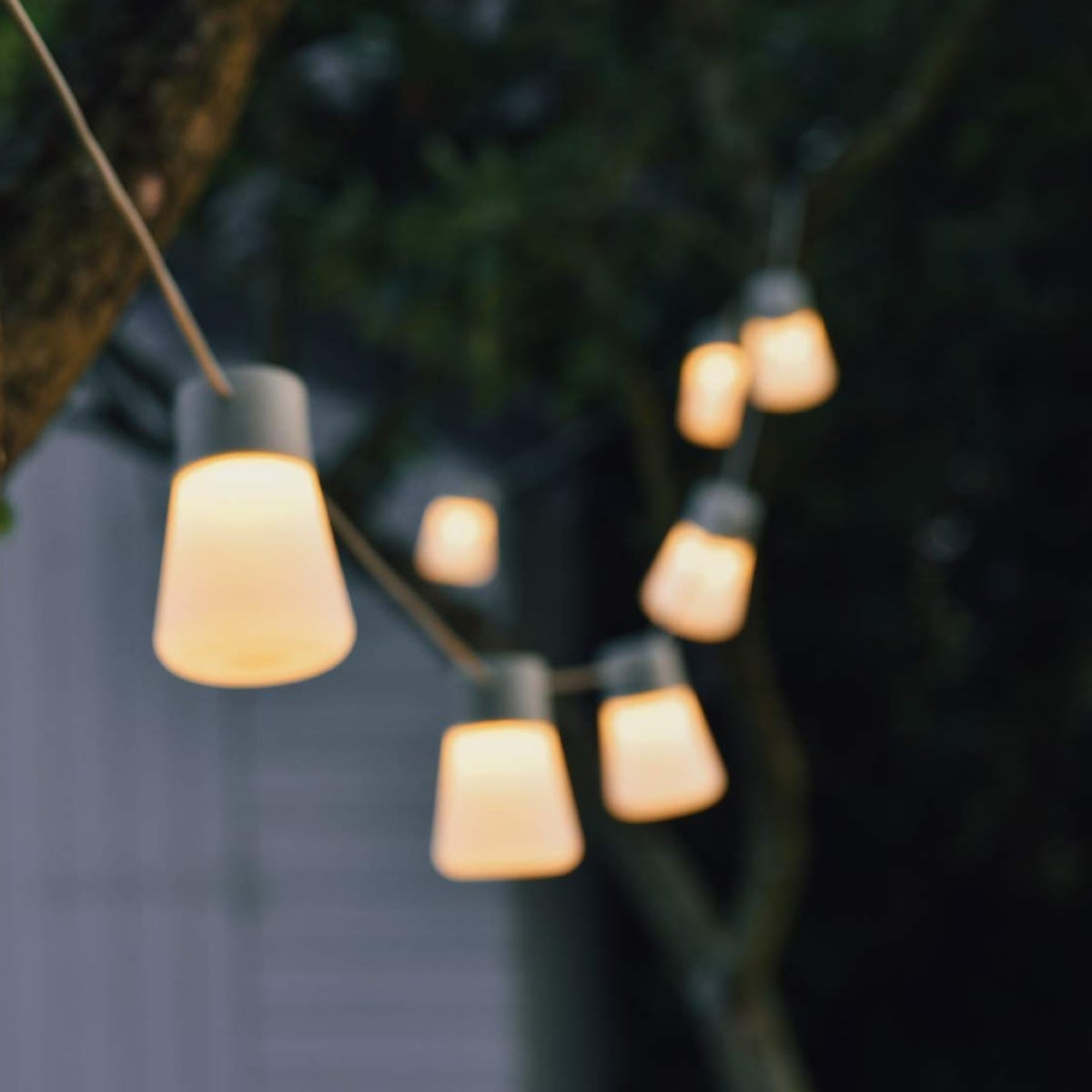 Extreme Lounging B-Bulb Connect Outdoor Festoon Lights-Beaumonde