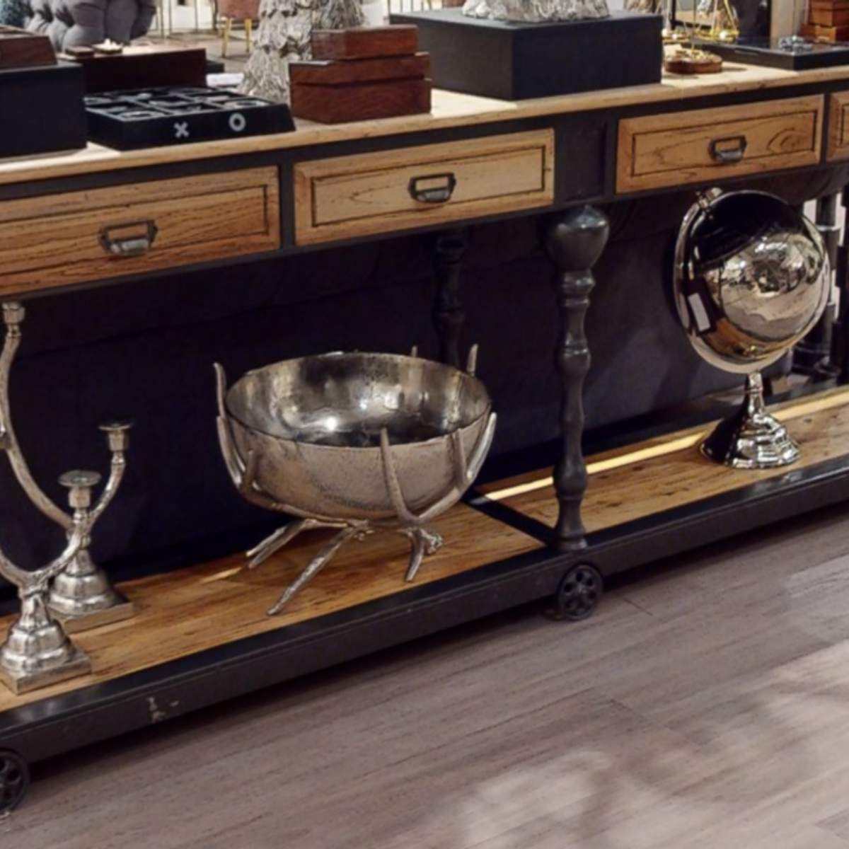 Beaumonde Home Churchill Games Black Mango Wood Noughts and Crosses