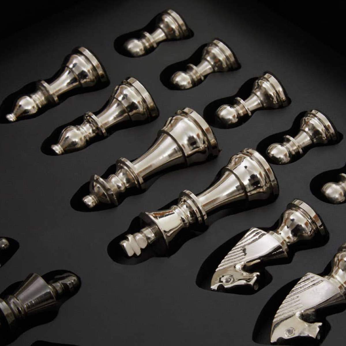 Beaumonde Home Churchill Games Black and Silver Chess Set