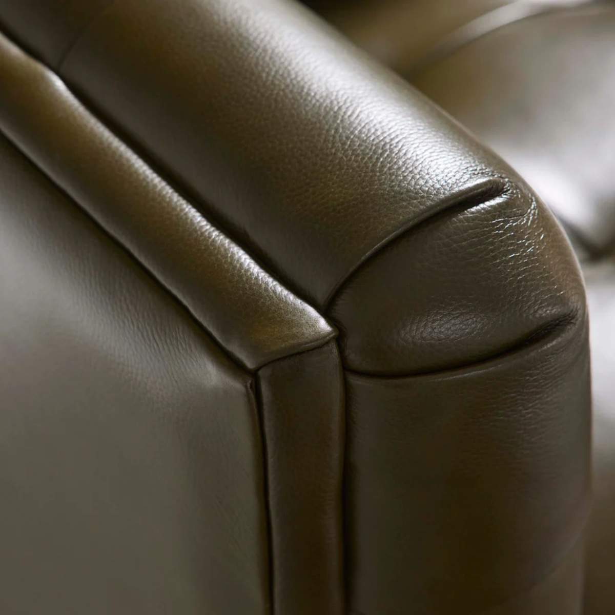 Jonathan Adler Claridge 185.4 cm Apartment Sofa