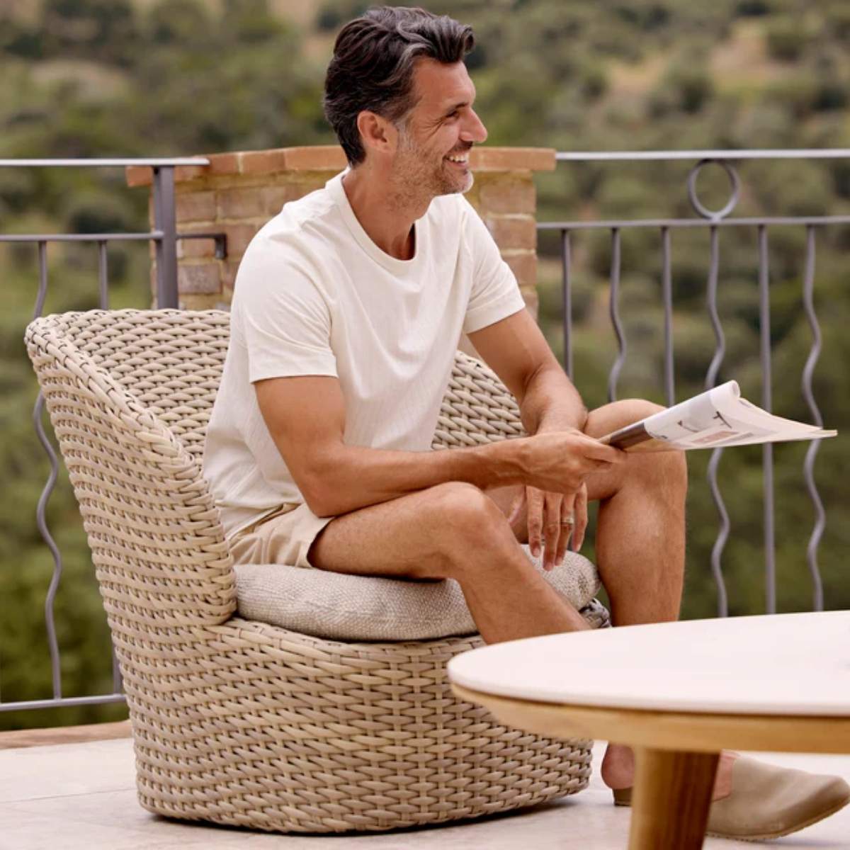 Cane-line Coast Lounge Chair W/Swivel