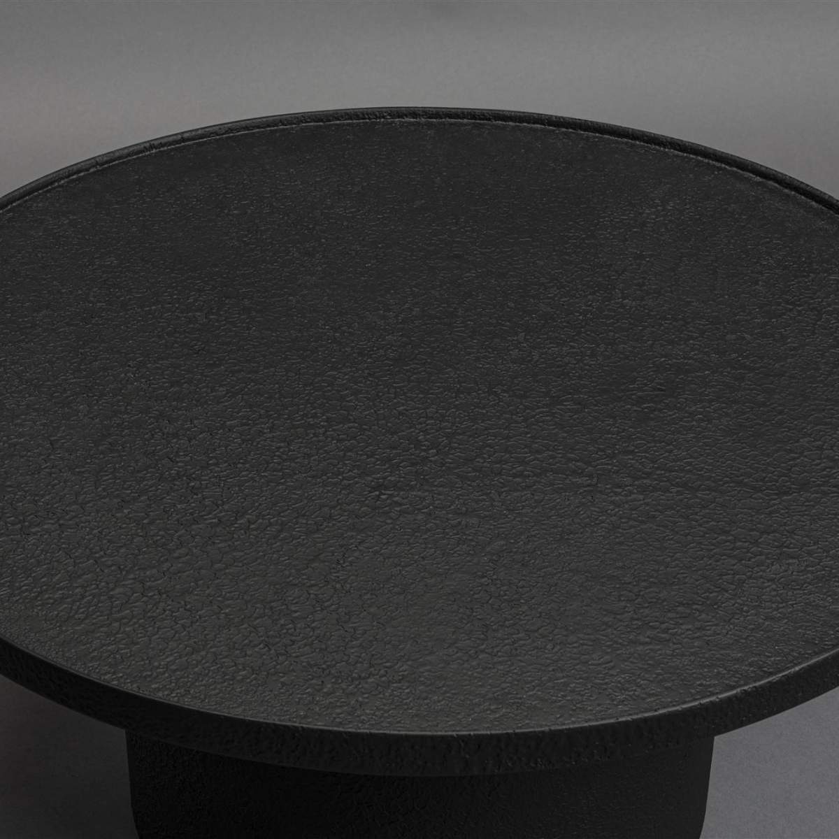 Dutch Bone Coffee Table Winston Round Black