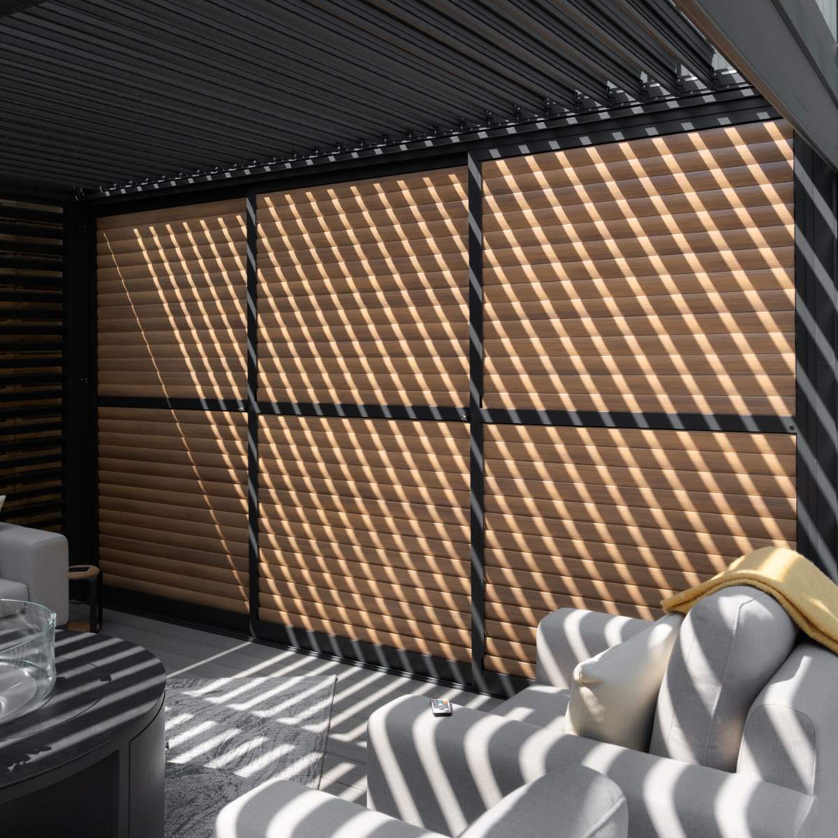 Maze - Como Pergola Sliding Louvre Panel Door