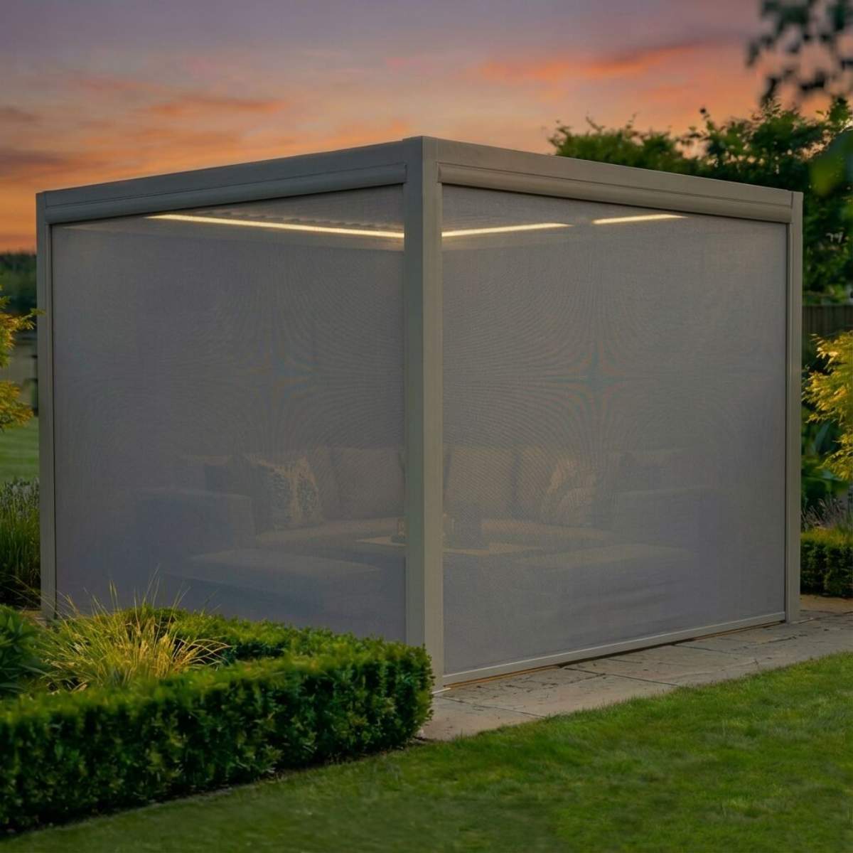 Maze - Como Pergola Zip Drop Side Blind