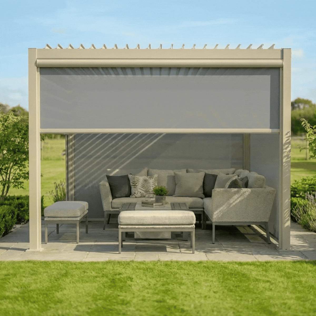 Maze - Como Pergola Zip Drop Side Blind